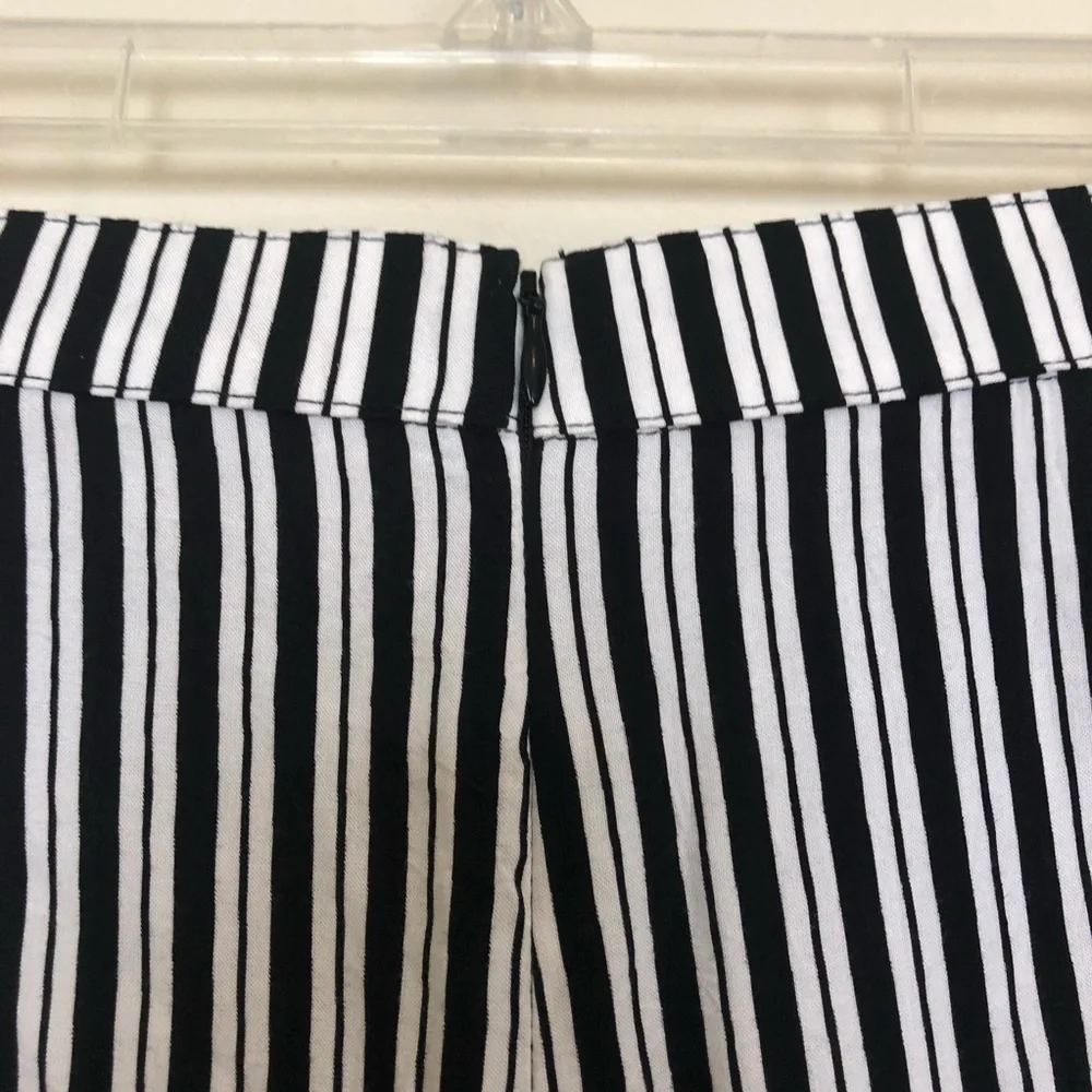 Motel x Dolls Kill Ari Striped Palazzo Pants - Picture 6 of 7
